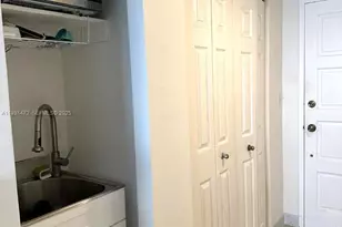 11111 Biscayne Blvd, Miami, FL 33181 - Photo 7