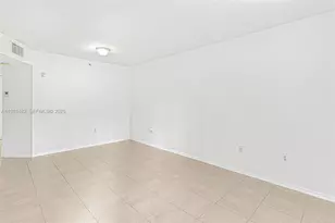 22701 SW 88th Pl, Cutler Bay, FL 33190 - Photo 3