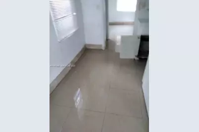 1326 NE 110th St #5, Miami, FL 33161 - Photo 3