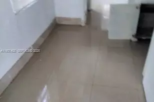 1326 NE 110th St, Miami, FL 33161 - Photo 3