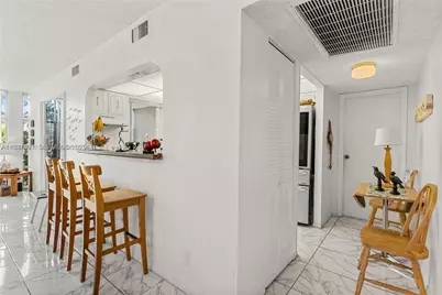 2101 Atlantic Shores Blvd #218, Hallandale Beach, FL 33009 - Photo 13