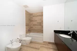 15901 Collins Ave, Sunny Isles Beach, FL 33160 - Photo 23