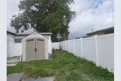 7610 Atlanta St, Hollywood, FL 33024 - Photo 11