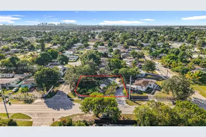 1860 NW 127th St, Miami, FL 33167 - Photo 45