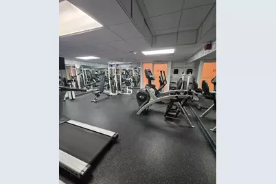 2899 Collins Ave #410, Miami Beach, FL 33140 - Photo 17
