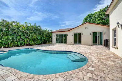 117 NW 8th Street, Boca Raton, FL 33432 - Photo 9