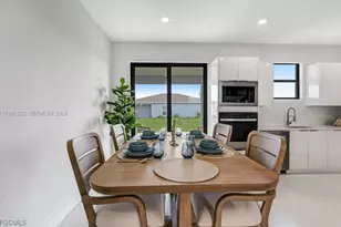 8106 Olive Ct, Labelle, FL 33935 - Photo 3