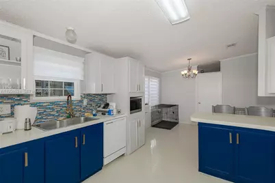 220 #186 NE 12th Ave, Homestead, FL 33030 - Photo 9
