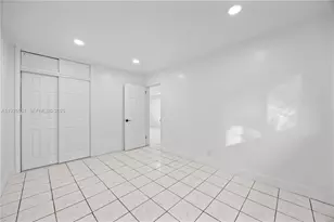 411 SE 3rd Ave, Hallandale Beach, FL 33009 - Photo 7