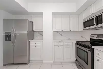 1900 Sunset Harbour Dr #1703, Miami Beach, FL 33139 - Photo 9