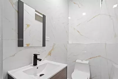 141 E 52nd Pl, Hialeah, FL 33013 - Photo 7