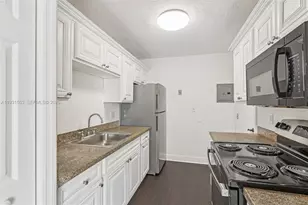 7232 SW 94th Pl, Miami, FL 33173 - Photo 11
