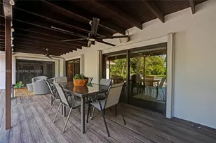 21440 Highland Lakes Blvd, Miami, FL 33179 - Photo 53