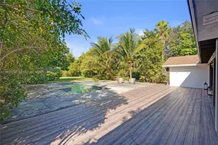 21440 Highland Lakes Blvd, Miami, FL 33179 - Photo 59