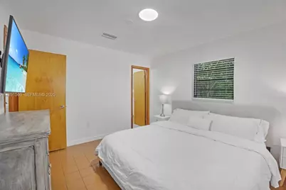 139 N Bay Harbor Dr, Key Largo, FL 33037 - Photo 19