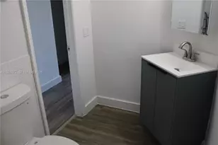 1301 NE 191st St, Miami, FL 33179 - Photo 21