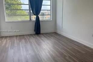 1301 NE 191st St, Miami, FL 33179 - Photo 35