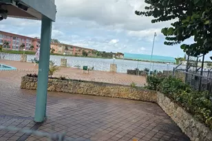 1481 NE Miami Gardens Dr, Miami, FL 33179 - Photo 3