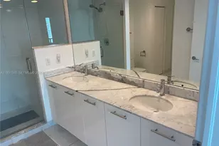 500 Brickell Ave, Miami, FL 33131 - Photo 29