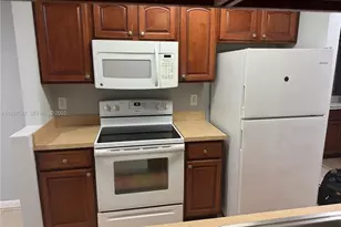 9855 Westview Dr, Coral Springs, FL 33076 - Photo 3