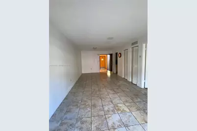295 NW 72nd Ave #204, Miami, FL 33126 - Photo 5