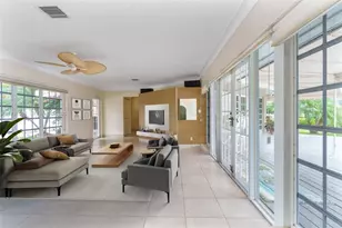 2130 NE 15th St, Fort Lauderdale, FL 33304 - Photo 11