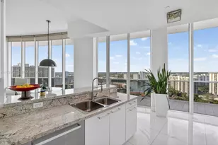 4100 Island Blvd, Aventura, FL 33160 - Photo 15