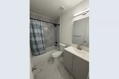 8900 NW 33rd Ave Rd, Miami, FL 33147 - Photo 3