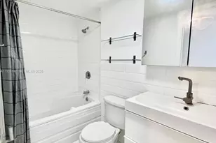 690 SW 1st Ct, Miami, FL 33130 - Photo 13