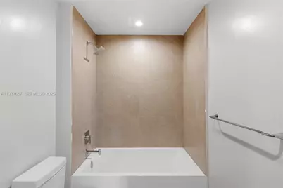 11 NE 6th St #2101, Miami, FL 33132 - Photo 33