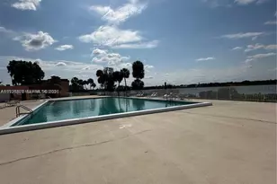 20860 San Simeon Way, Miami, FL 33179 - Photo 19