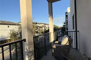 4749 NW 85th Ave, Doral, FL 33166 - Photo 7