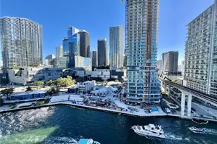 92 SW 3rd St, Miami, FL 33130 - Photo 3