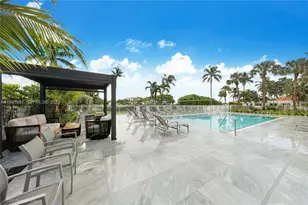 4301 Collins Ave, Miami Beach, FL 33140 - Photo 23