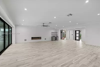 3800 Crayton Road, Naples, FL 34103 - Photo 29