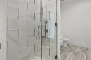 3800 Crayton Rd, Naples, FL 34103 - Photo 25