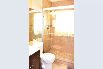 9141 Sunrise Lakes Blvd #201, Sunrise, FL 33322 - Photo 15