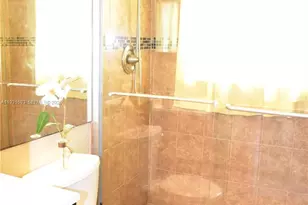 9141 Sunrise Lakes Blvd, Sunrise, FL 33322 - Photo 15