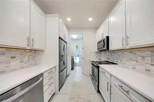 5110 Eucalyptus Dr, Hollywood, FL 33021 - Photo 13