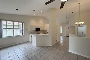 807 Sand Creek Cir, Weston, FL 33327 - Photo 7