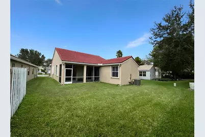 807 Sand Creek Cir, Weston, FL 33327 - Photo 5