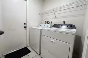 807 Sand Creek Cir, Weston, FL 33327 - Photo 15