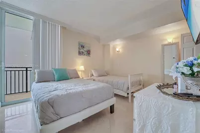 17555 Atlantic Blvd #1205, Sunny Isles Beach, FL 33160 - Photo 7