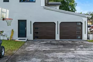 13840 Chatham Pl, Davie, FL 33325 - Photo 87