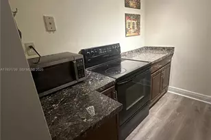 210 172nd St, Sunny Isles Beach, FL 33160 - Photo 5