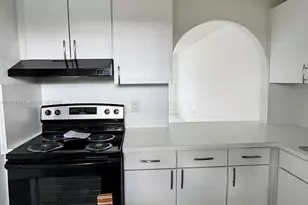 301 NW 177th St, Miami Gardens, FL 33169 - Photo 3