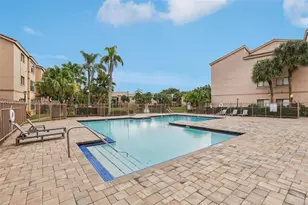 2926 S University Dr, Davie, FL 33328 - Photo 25