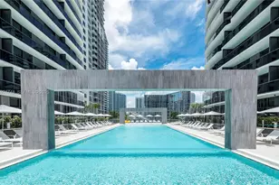 55 SW 9th St, Miami, FL 33130 - Photo 21