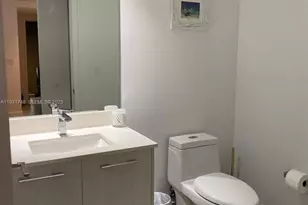 55 SW 9th St, Miami, FL 33130 - Photo 3