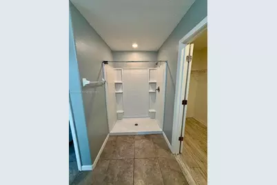 6821 Blue Moon Way, Sun City Center, FL 33573 - Photo 19